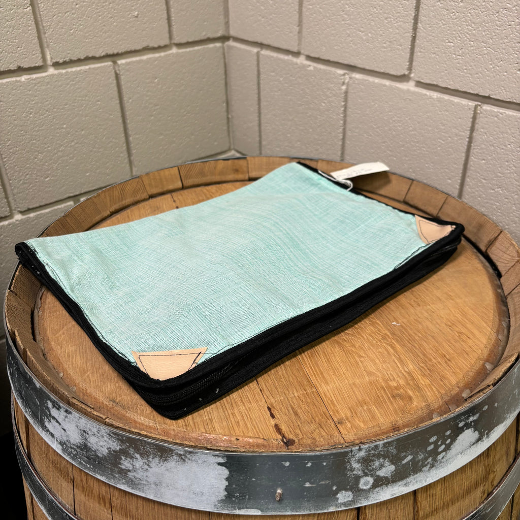 Computer Case with Corner Details