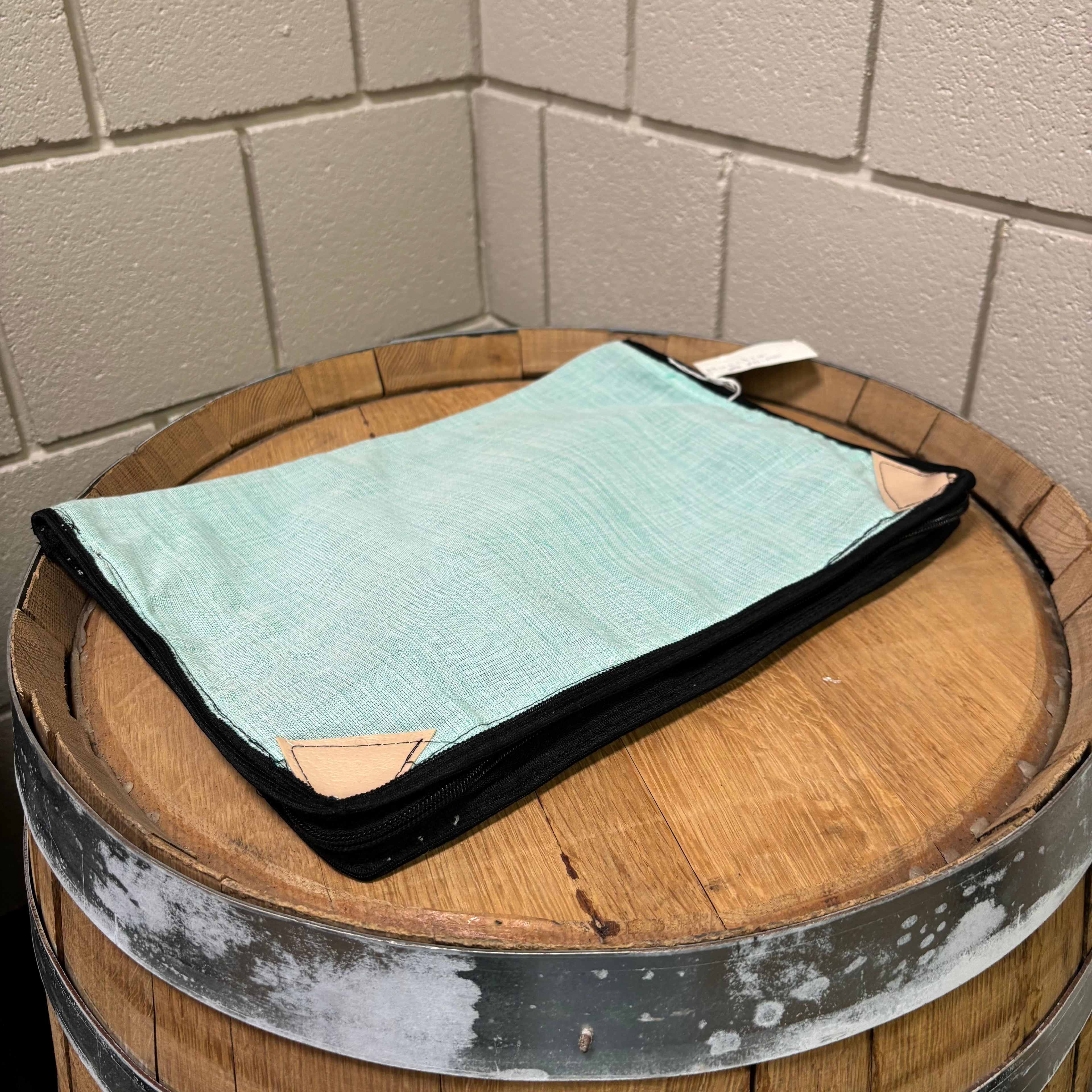 Computer Case with Corner Details